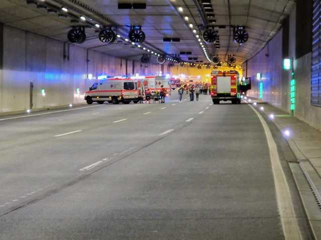 Übung Katzenbergtunnel A3 - 08.10.2022